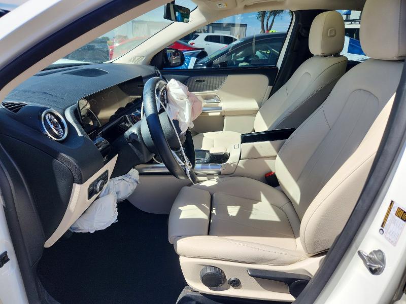 53128046 :رقم المزاد ، W1N4N4HBXNJ402070 vin ، 2022 Mercedes-benz Gla مزاد بيع