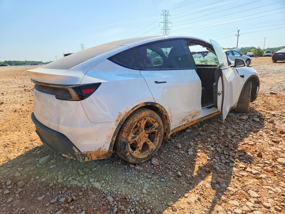 54204406 :رقم المزاد ، 7SAYGDED1TA431518 vin ، 2026 Tesla Model Y مزاد بيع