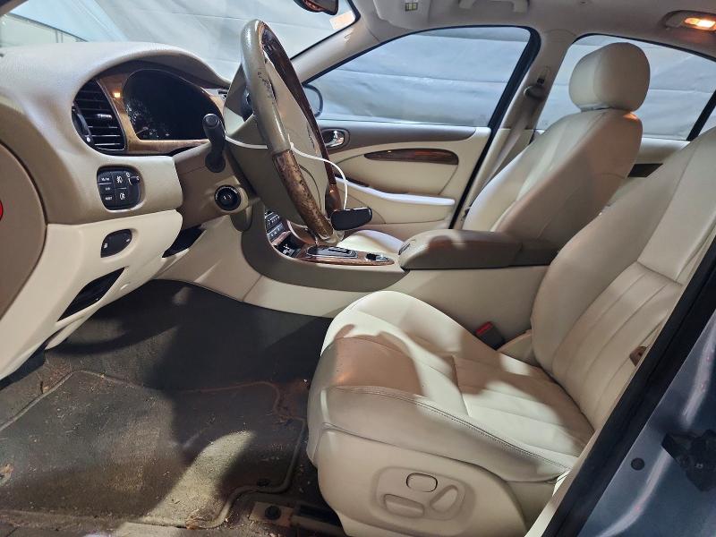 2003 Jaguar S-type მანქანა იყიდება აუქციონზე, vin: SAJEA01U93HM92992, აუქციონის ნომერი: 52322686