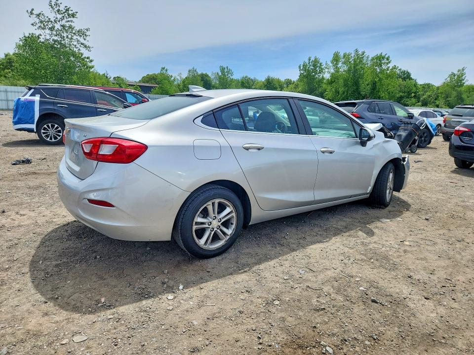 54790406 :رقم المزاد ، 1G1BE5SM3H7162515 vin ، 2017 Chevrolet Cruze مزاد بيع