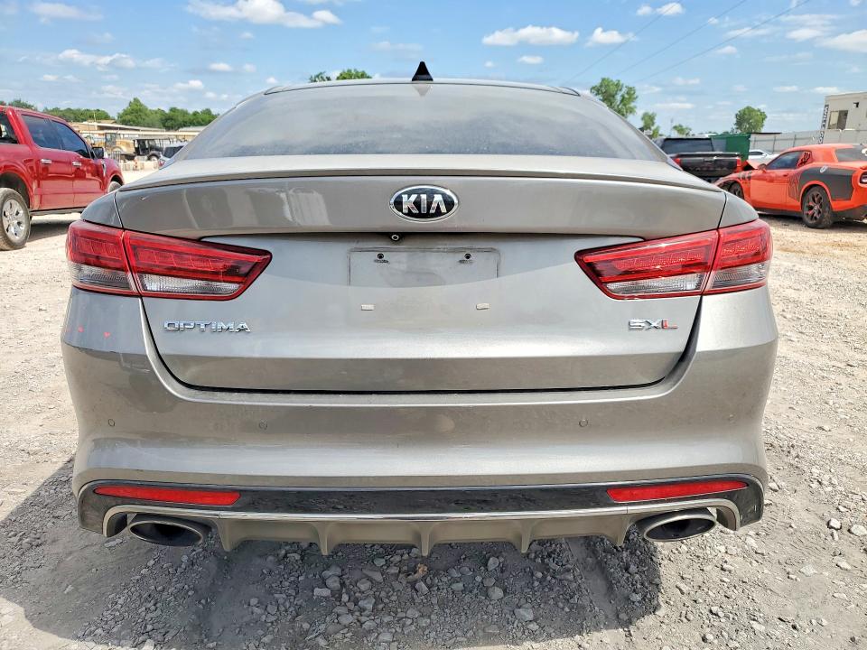 2018 Kia Optima მანქანა იყიდება აუქციონზე, vin: 5XXGV4L2XJG201246, აუქციონის ნომერი: 52215426