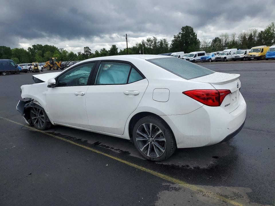 53388106 :رقم المزاد ، 2T1BURHE8JC023860 vin ، 2018 Toyota Corolla مزاد بيع