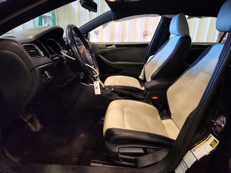 2015 Volkswagen Jetta მანქანა იყიდება აუქციონზე, vin: 3VWD17AJ1FM202587, აუქციონის ნომერი: 54420776