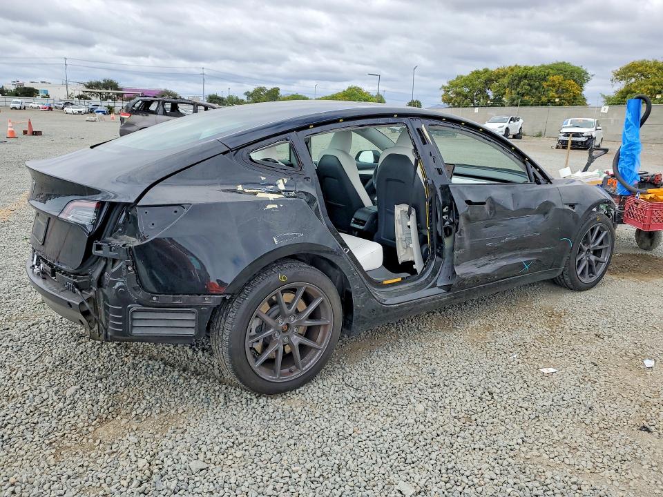 Продажа на аукционе авто 2023 Tesla Model 3, vin: 5YJ3E1EA3PF565537, номер лота: 54726306