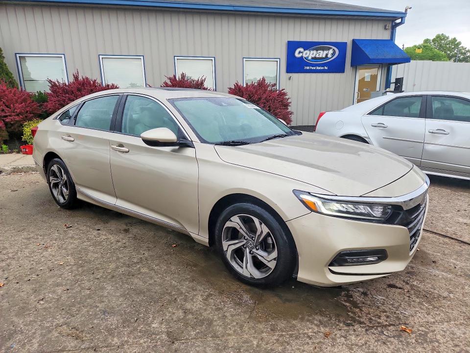 Продаж на аукціоні авто 2018 Honda Accord, vin: 1HGCV1F63JA130898, номер лоту: 52236816