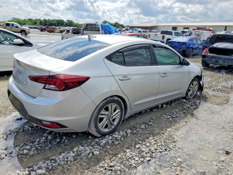 54959296 :رقم المزاد ، 5NPD84LF2KH415084 vin ، 2019 Hyundai Elantra مزاد بيع