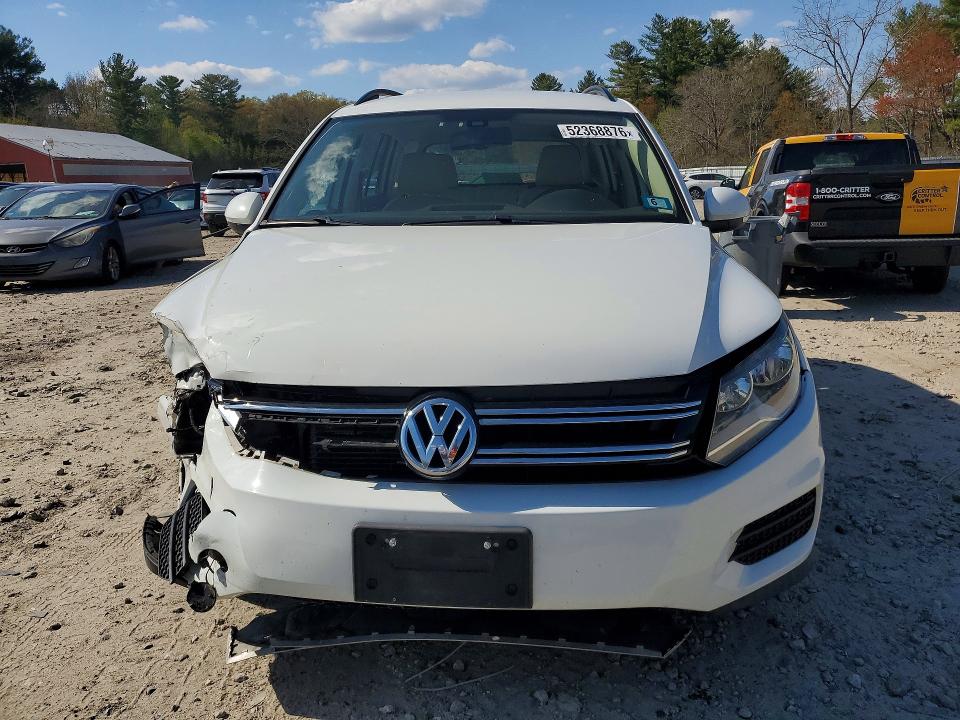 2017 Volkswagen Tiguan მანქანა იყიდება აუქციონზე, vin: WVGBV7AX2HK001774, აუქციონის ნომერი: 52368876