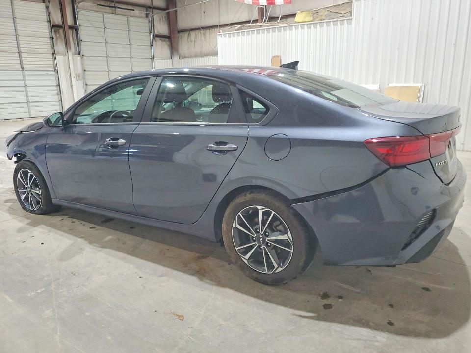 2023 Kia Forte მანქანა იყიდება აუქციონზე, vin: 3KPF24AD1PE573942, აუქციონის ნომერი: 53654336