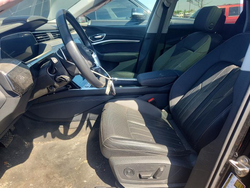 Продажа на аукционе авто 2021 Audi E-tron, vin: WA1LAAGE1MB020277, номер лота: 55243006
