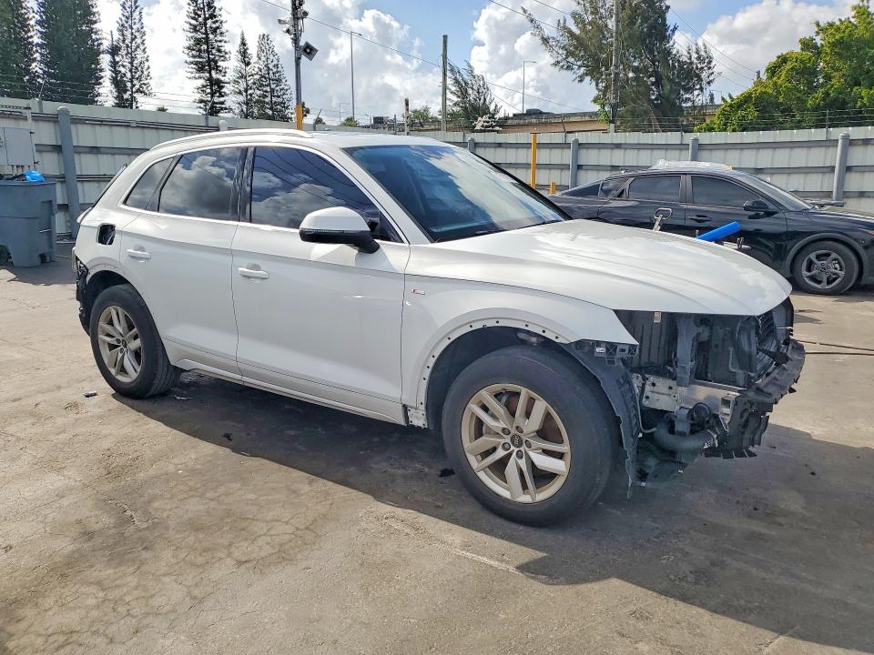 79789005 :رقم المزاد ، WA1GAAFYXN2003637 vin ، 2022 Audi Q5 مزاد بيع