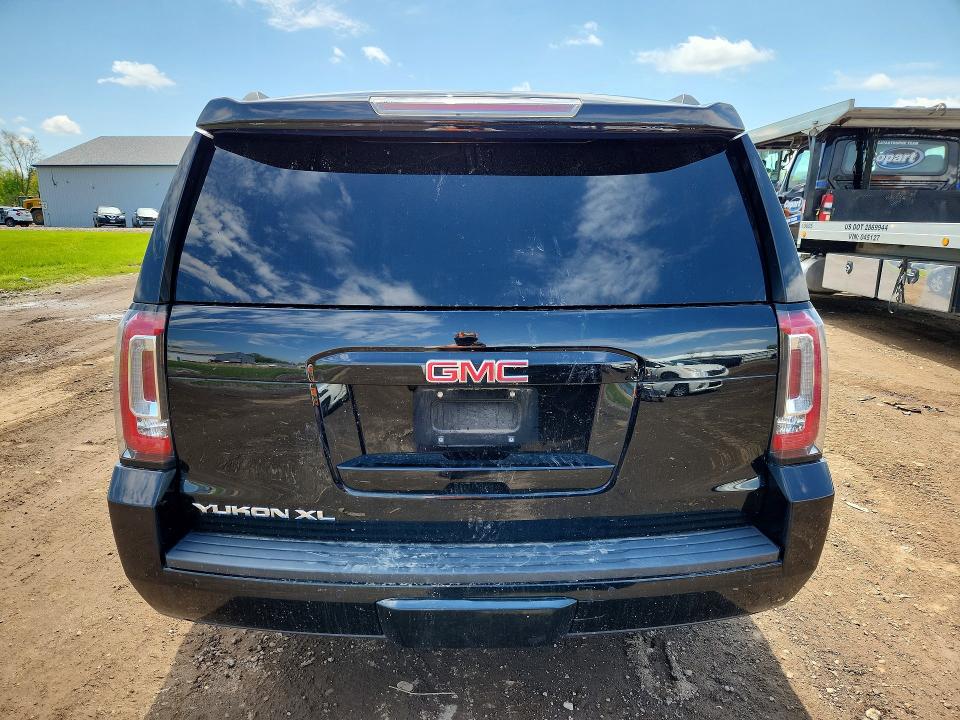 Продаж на аукціоні авто 2018 Gmc Yukon Xl, vin: 1GKS2GKC9JR215302, номер лоту: 52841176