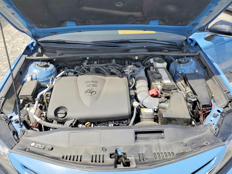 48546396 :رقم المزاد ، 4T1KZ1AK1NU068078 vin ، 2022 Toyota Camry مزاد بيع