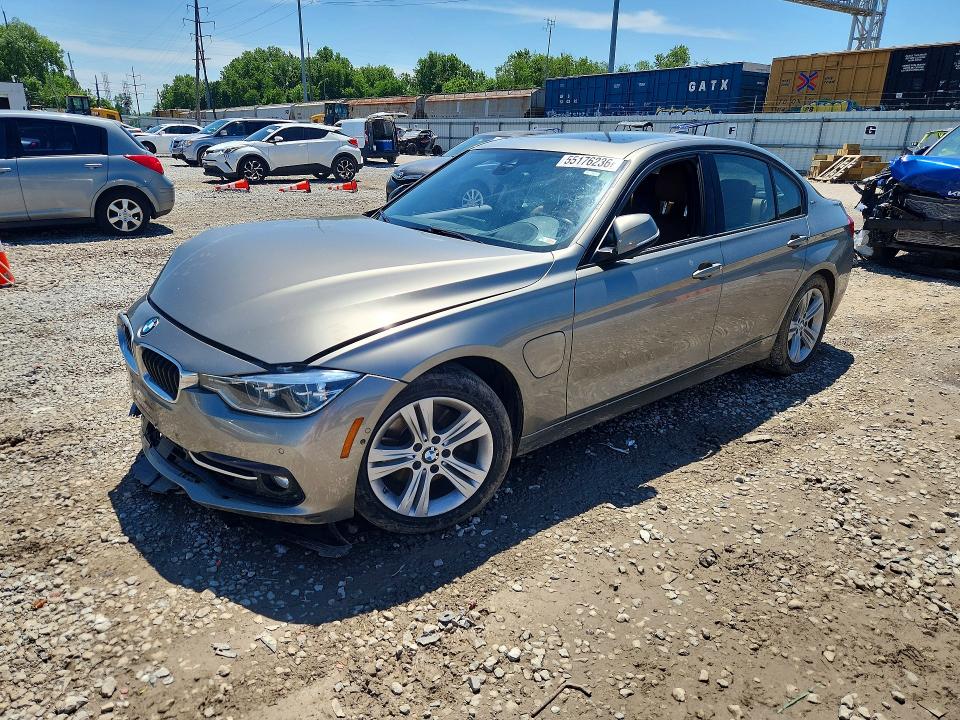 55176236 :رقم المزاد ، WBA8E1C51GK479526 vin ، 2016 Bmw 330e مزاد بيع