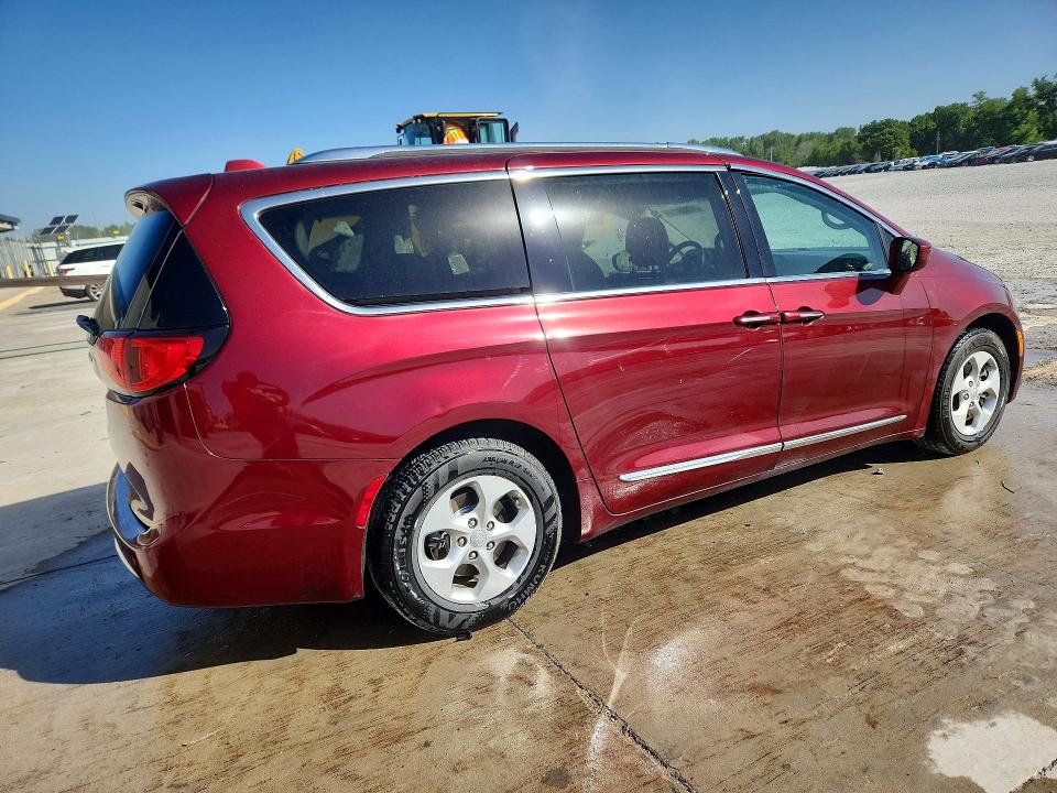 52966256 :رقم المزاد ، 2C4RC1EG2HR515951 vin ، 2017 Chrysler Pacifica مزاد بيع