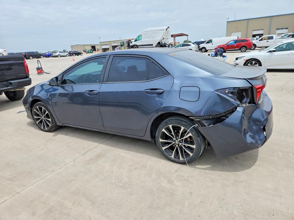 52041446 :رقم المزاد ، 5YFBURHE7HP575280 vin ، 2017 Toyota Corolla مزاد بيع