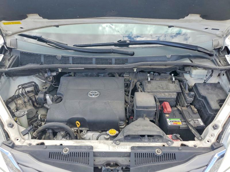 55412636 :رقم المزاد ، 5TDYK3DC6CS229285 vin ، 2012 Toyota Sienna مزاد بيع