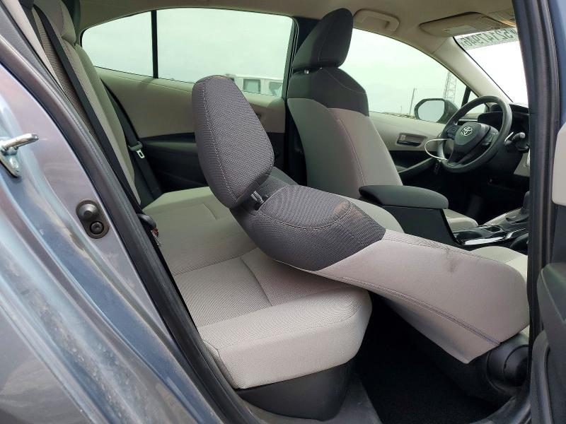 Продаж на аукціоні авто 2022 Toyota Corolla, vin: JTDEAMDE4NJ055052, номер лоту: 52147946