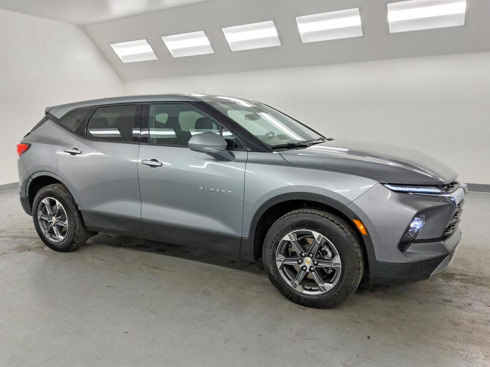 Продажа на аукционе авто 2025 Chevrolet Blazer, vin: 3GNKBCR45SS271021, номер лота: 55247296