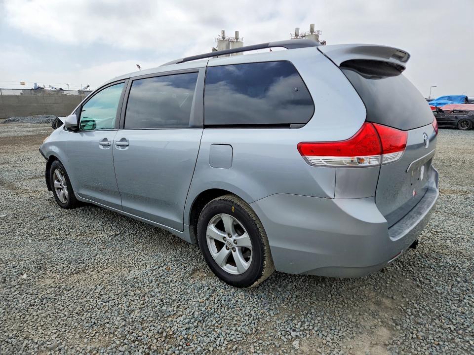 Продажа на аукционе авто 2014 Toyota Sienna, vin: 5TDKK3DC8ES508164, номер лота: 53051336
