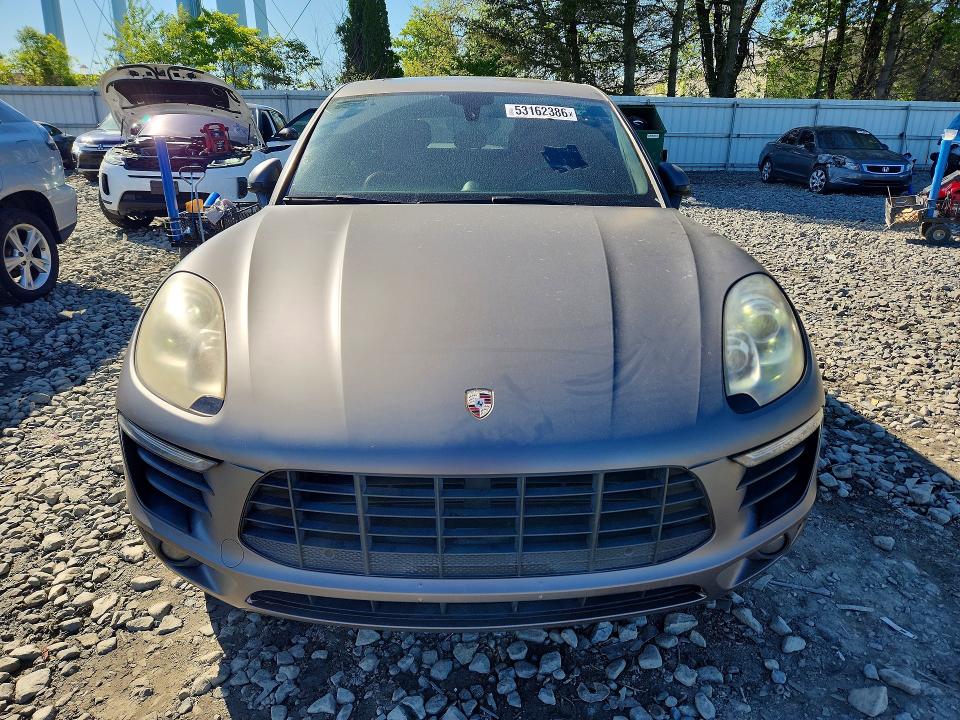 53162386 :رقم المزاد ، WP1AB2A51FLB60141 vin ، 2015 Porsche Macan مزاد بيع