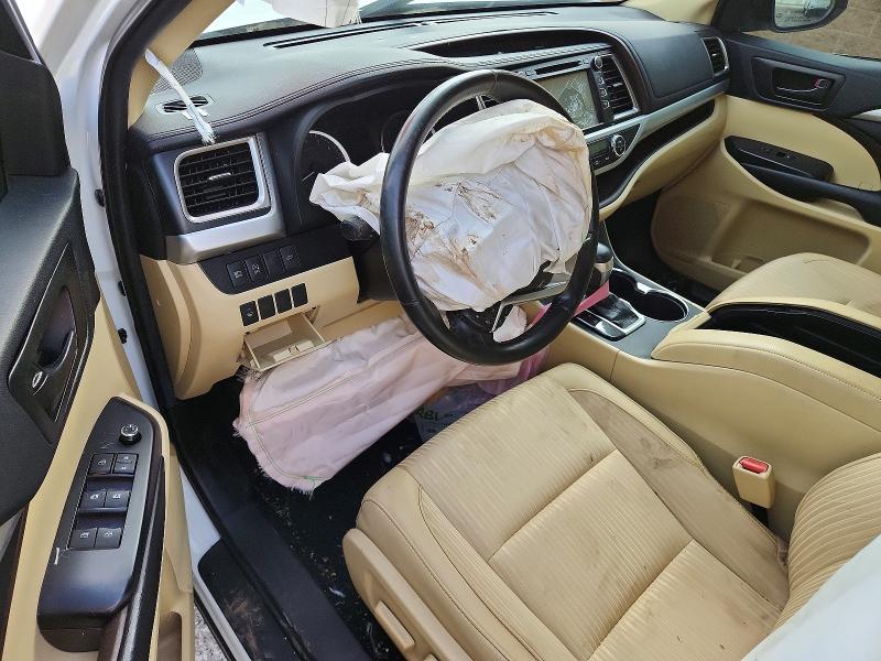 Продаж на аукціоні авто 2019 Toyota Highlander, vin: 5TDBZRFH6KS993214, номер лоту: 54829996