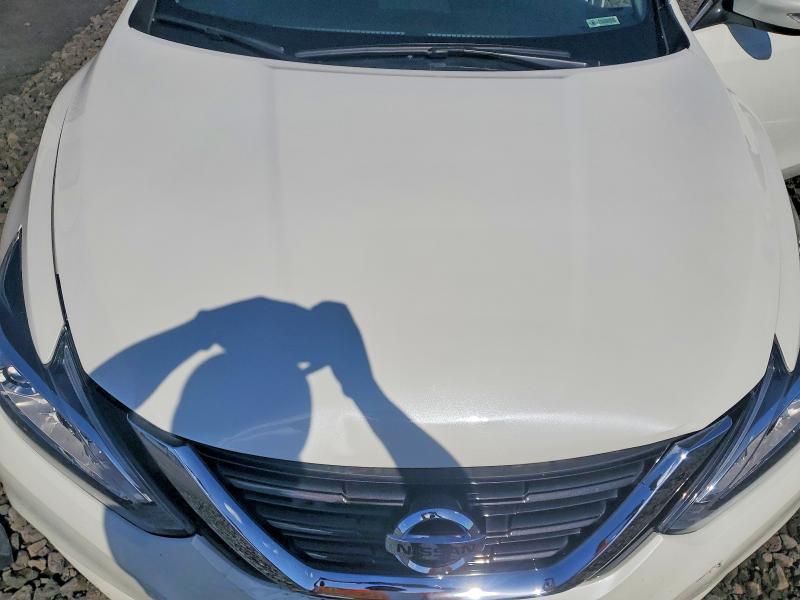 55427646 :رقم المزاد ، 1N4AL3AP3JC212535 vin ، 2018 Nissan Altima مزاد بيع