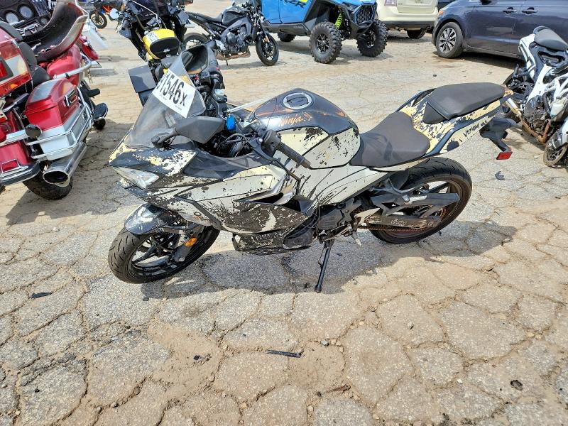55391546 :رقم المزاد ، JKAEXKG14JDA07939 vin ، 2018 Kawasaki Ex400 مزاد بيع