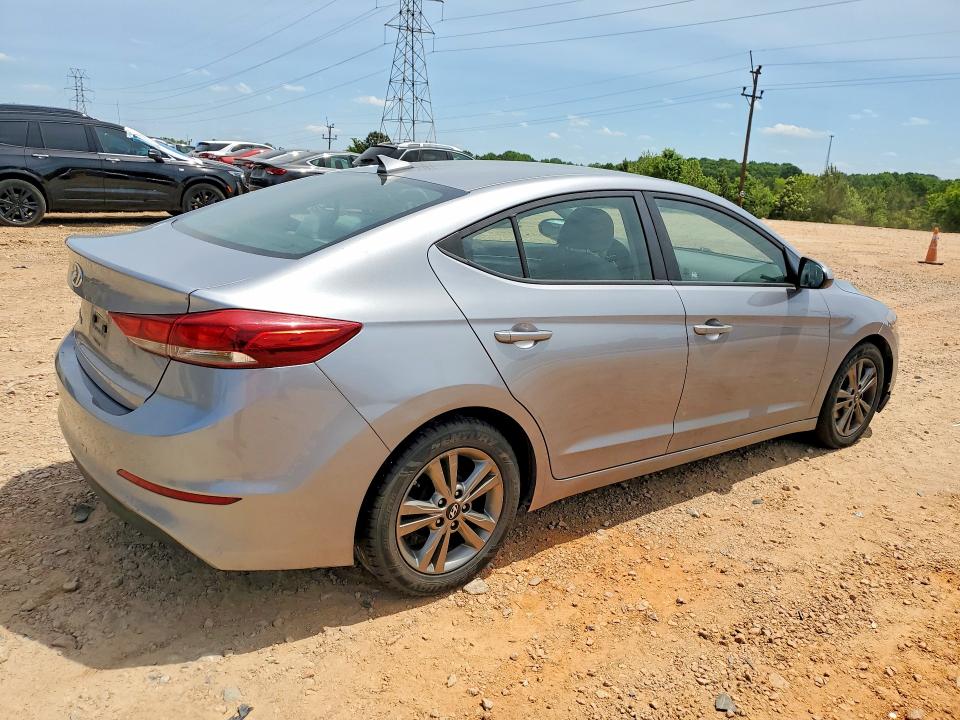 52148866 :رقم المزاد ، 5NPD84LF4HH065305 vin ، 2017 Hyundai Elantra مزاد بيع