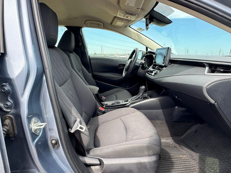 54731036 :رقم المزاد ، JTDEAMDE3NJ049985 vin ، 2022 Toyota Corolla Hybrid مزاد بيع