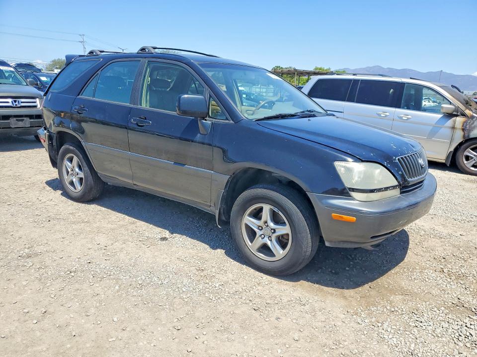 52090636 :رقم المزاد ، JT6HF10UXY0156124 vin ، 2000 Lexus Rx مزاد بيع
