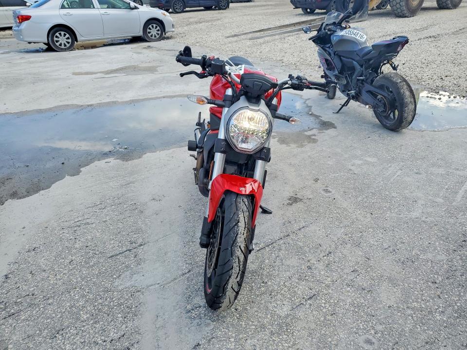Продаж на аукціоні авто 2017 Ducati Monster, vin: ZDMMADBM6HB000191, номер лоту: 55355536