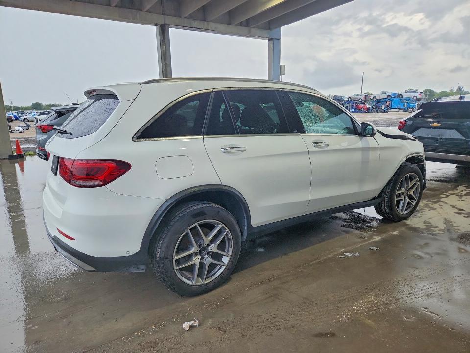 55320096 :رقم المزاد ، W1N0G8DB5NG029121 vin ، 2022 Mercedes-benz Glc مزاد بيع