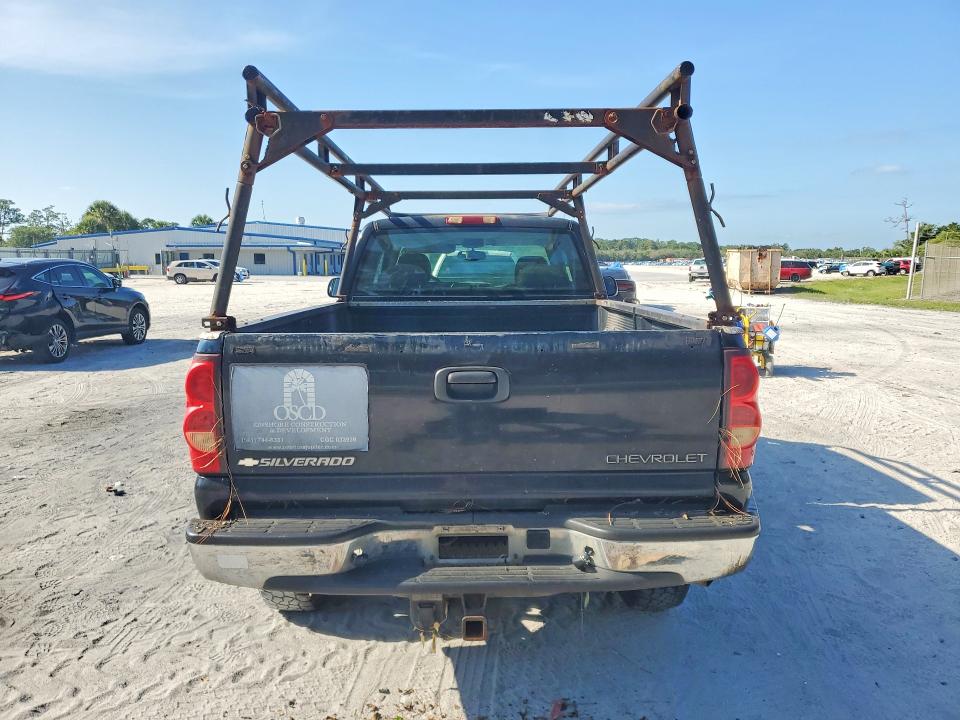 2005 Chevrolet Silverado მანქანა იყიდება აუქციონზე, vin: 1GCHK39245E102754, აუქციონის ნომერი: 51324516