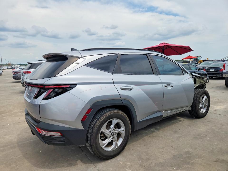 55074386 :رقم المزاد ، 5NMJB3AE6NH130544 vin ، 2022 Hyundai Tucson مزاد بيع