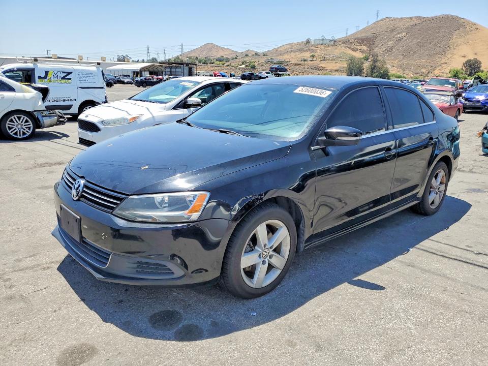 Продаж на аукціоні авто 2014 Volkswagen Jetta, vin: 3VWLL7AJ0EM372900, номер лоту: 52600036
