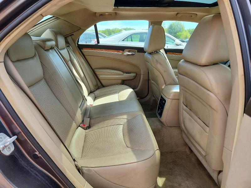 2014 Chrysler 300c მანქანა იყიდება აუქციონზე, vin: 2C3CCAKG6EH139030, აუქციონის ნომერი: 53777716