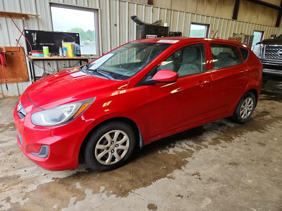 2014 Hyundai Accent მანქანა იყიდება აუქციონზე, vin: KMHCT5AE3EU163023, აუქციონის ნომერი: 54684906