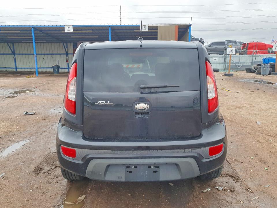 2013 Kia Soul მანქანა იყიდება აუქციონზე, vin: KNDJT2A68D7749071, აუქციონის ნომერი: 54198376