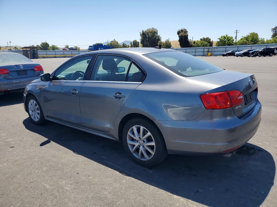 53928626 :رقم المزاد ، 3VWDP7AJ2DM439990 vin ، 2013 Volkswagen Jetta مزاد بيع