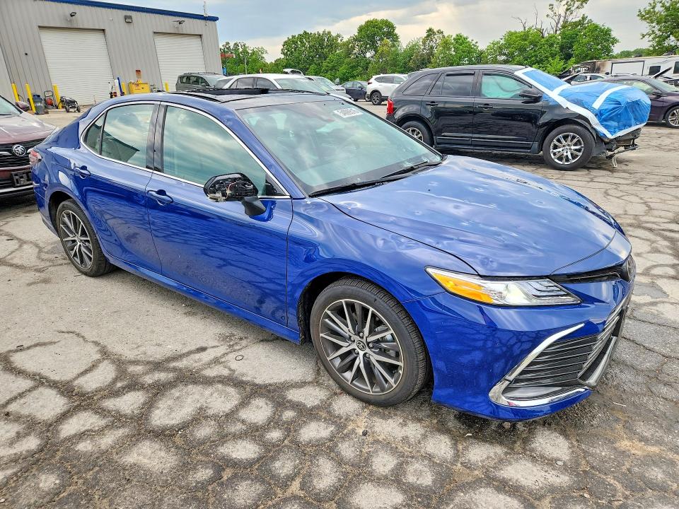 2024 Toyota Camry მანქანა იყიდება აუქციონზე, vin: 4T1F11BKXRU109272, აუქციონის ნომერი: 54099516