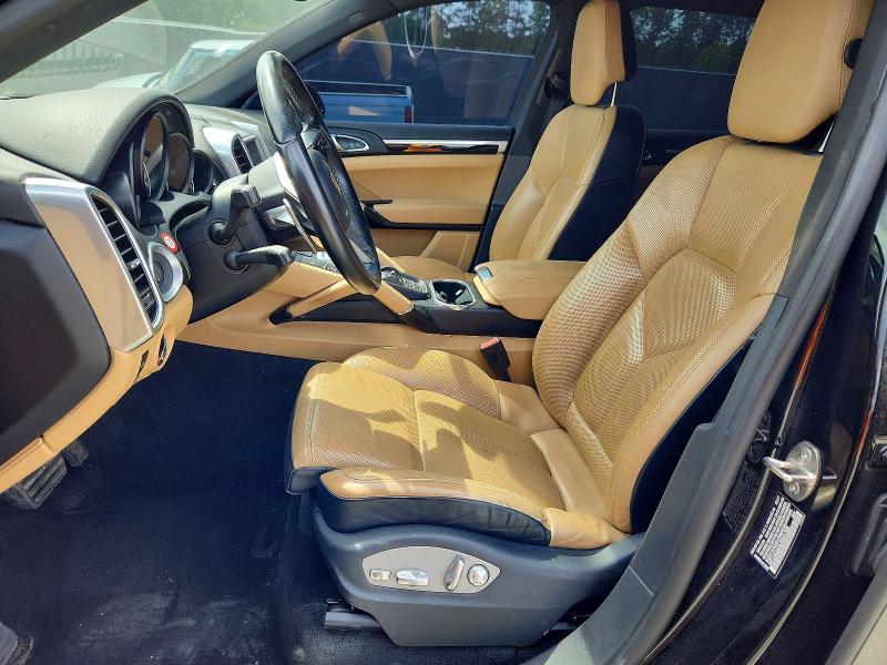 52688376 :رقم المزاد ، WP1AA2A26JKA01395 vin ، 2018 Porsche Cayenne مزاد بيع