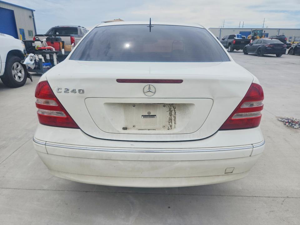 52773256 :رقم المزاد ، WDBRF61J05A728756 vin ، 2005 Mercedes-benz C مزاد بيع