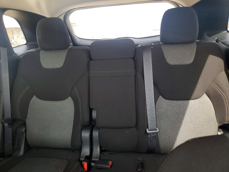 51854736 :رقم المزاد ، 1C4PJLCB5JD519274 vin ، 2018 Jeep Cherokee مزاد بيع
