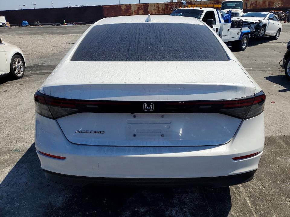 52421016 :رقم المزاد ، 1HGCY1F3XRA044643 vin ، 2024 Honda Accord مزاد بيع