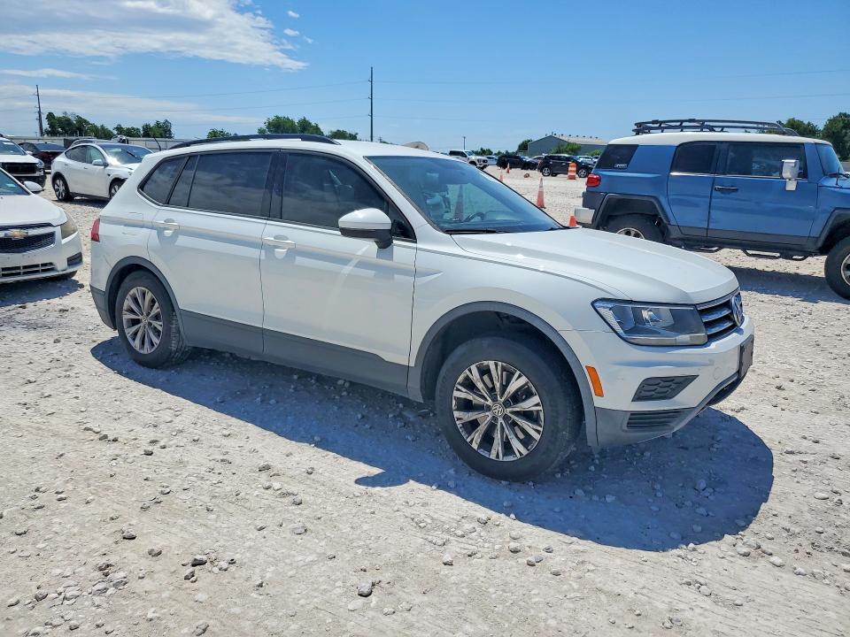 2018 Volkswagen Tiguan მანქანა იყიდება აუქციონზე, vin: 3VV1B7AXXJM087585, აუქციონის ნომერი: 54331446