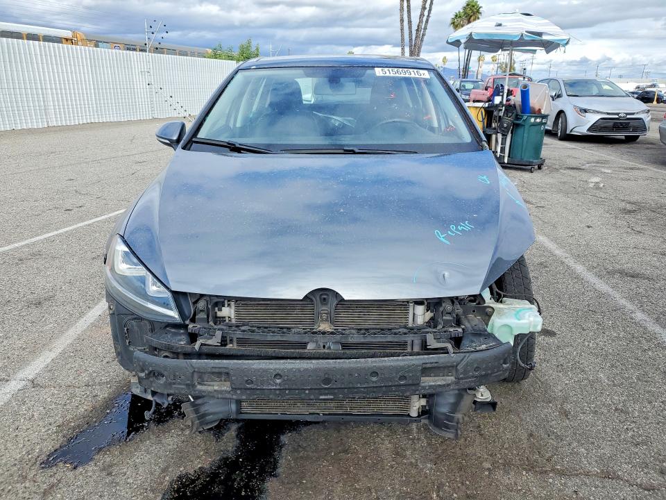 51569916 :رقم المزاد ، 3VW217AU7GM017544 vin ، 2016 Volkswagen Golf مزاد بيع