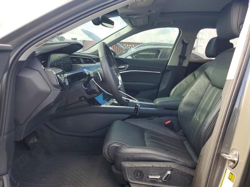 51891826 :رقم المزاد ، WA16AAGE8RB053054 vin ، 2024 Audi Q8 E-tron مزاد بيع