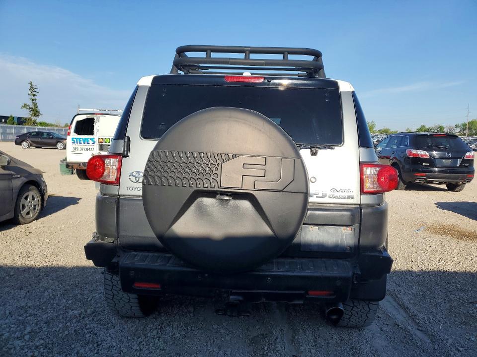 52706246 :رقم المزاد ، JTEBU4BF2BK112078 vin ، 2011 Toyota Fj Cruiser مزاد بيع