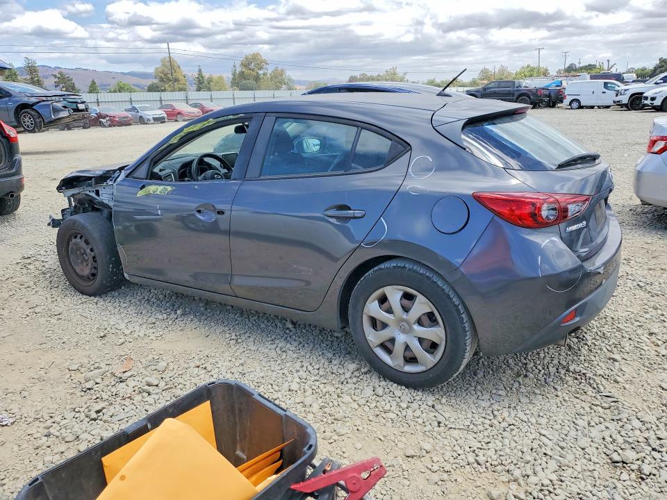 54539906 :رقم المزاد ، JM1BM1J76G1325531 vin ، 2016 Mazda 3 مزاد بيع