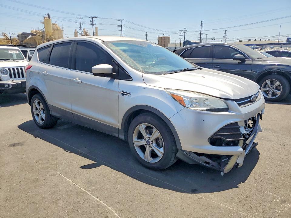 2015 Ford Escape მანქანა იყიდება აუქციონზე, vin: 1FMCU0GX5FUB31135, აუქციონის ნომერი: 54207796